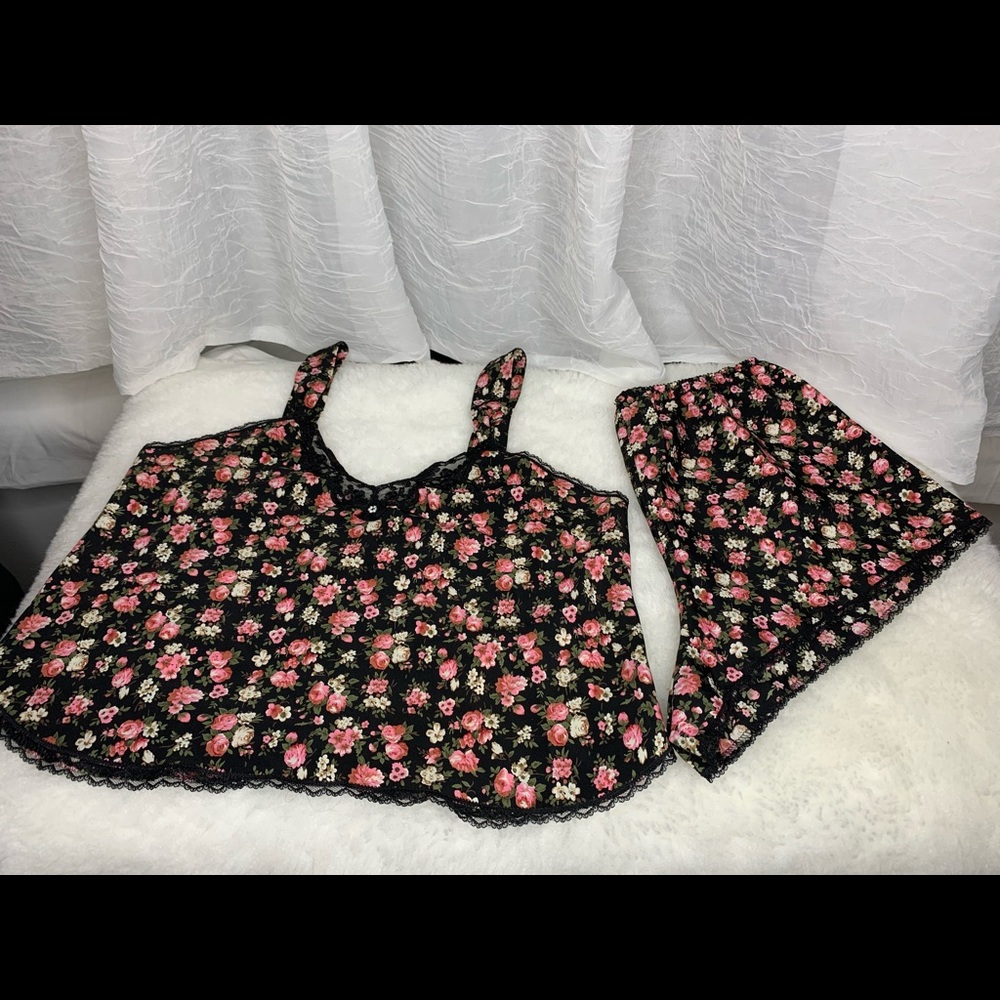Vi rage floral Lucie Ann II Camisole Pajama Top and shirts  Lingerie size M